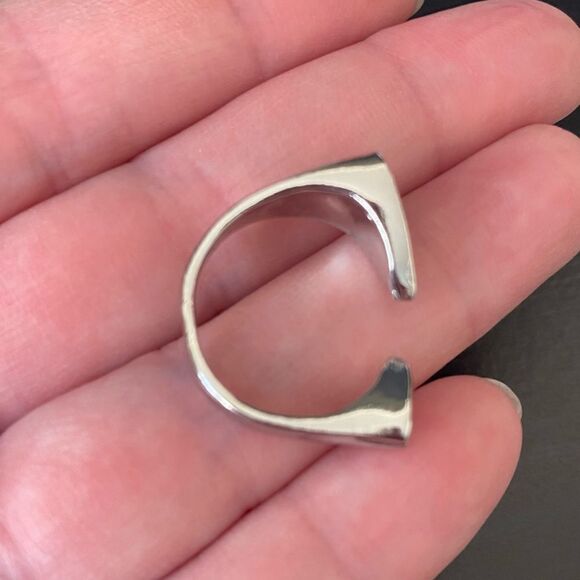 Dark Hearts Silver Tone Black Enamel Heart Punk Emo Goth Adjustable Ring NWOT - Picture 9 of 15